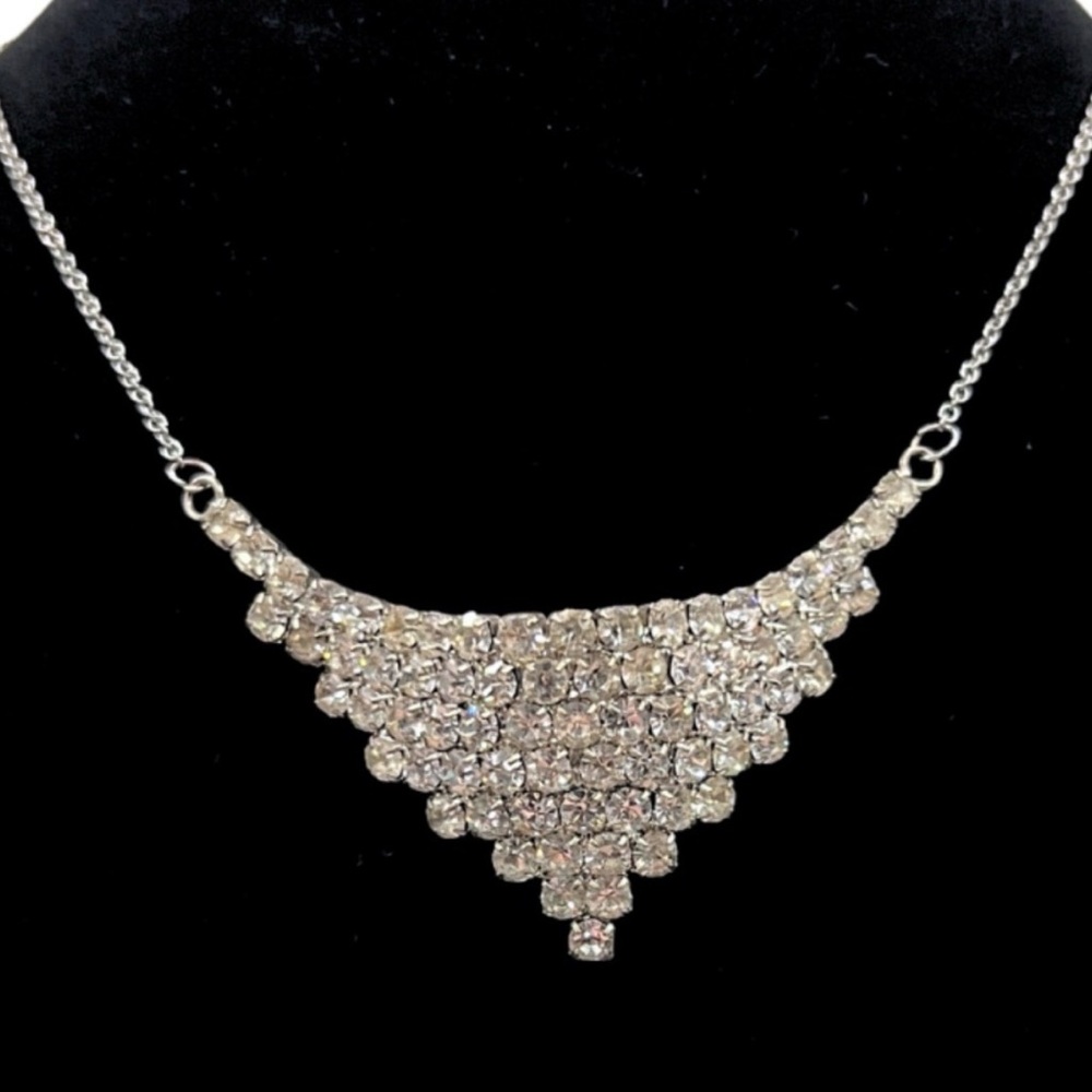 Elegant Silver Crystal Necklace